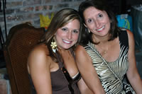 christy_and_linda_01.jpg (66kb)