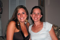 christy_and_nicole_01.jpg (42kb)
