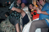 diego_ricky_kelly_brian_and_austin_shaking_a_leg_02.jpg (82kb)