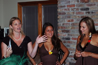 stacy_laura_and_christy_02.jpg (58kb)