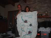 kelly_and_diego_holding_quilt_01.jpg (76kb)