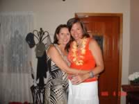 linda_and_kelly_01.jpg (91kb)