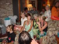 taylor_barbara_darrell_gloria_terri_01.jpg (124kb)