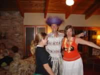 taylor_ricky_and_kelly_01.jpg (86kb)
